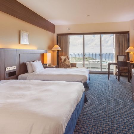 Okinawa Kariyushi Beach Resort Ocean Spa Onna Buitenkant foto